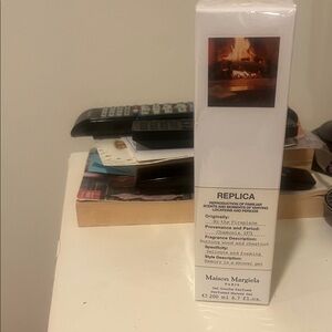 Maison Martin Margiela Replica By the Fireplace Shower Gel